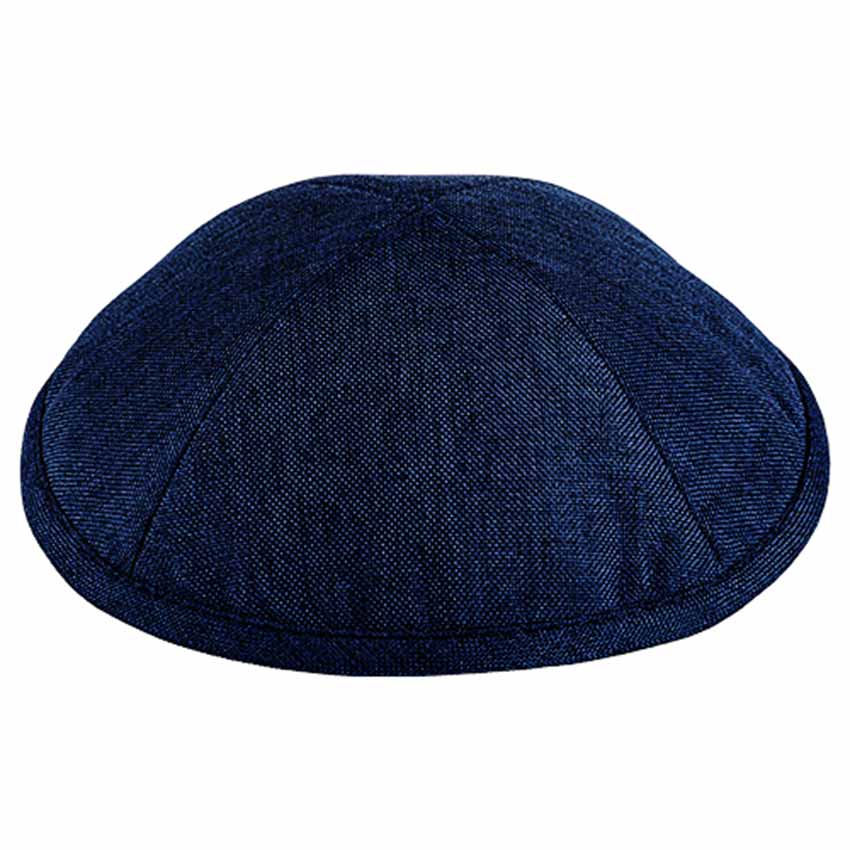 Cette Kippa et son aspect Lin, est l’accessoire judaïca idéal. Un modèle classique dont vous ne vous lasserez pas.